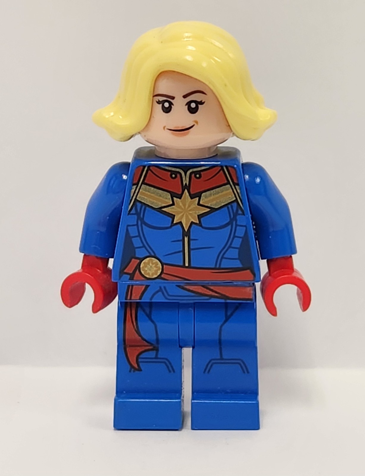 LEGO Avengers Genuine Minifigs Lot 4 Captain Marvel Thor  AI