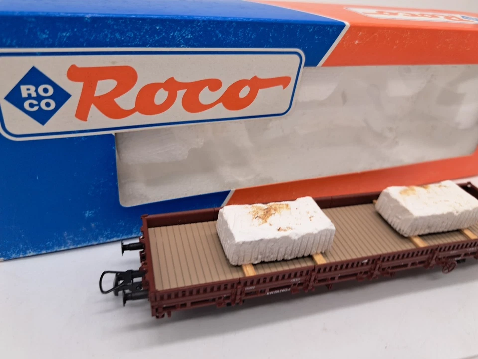 Roco 47626 Tow Truck Flatbed FS Ks With Load Of Two Blocks of Marble - Image 3 of 4