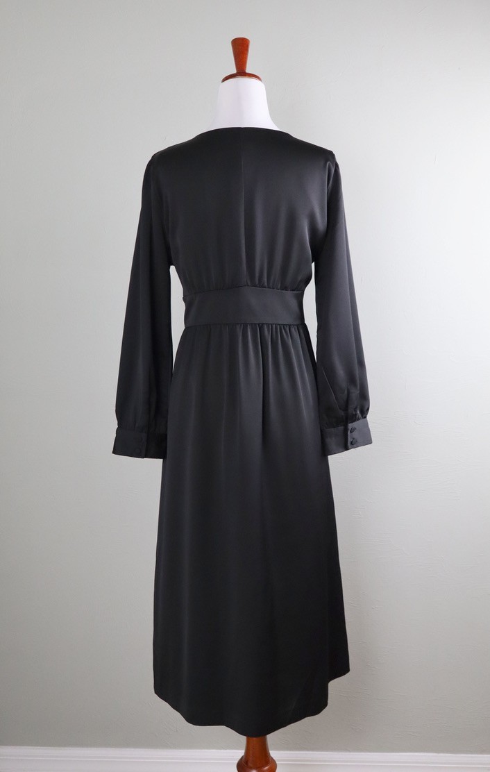 J.CREW $168 Solid Black Button Front Shirred V-Ne… - image 5