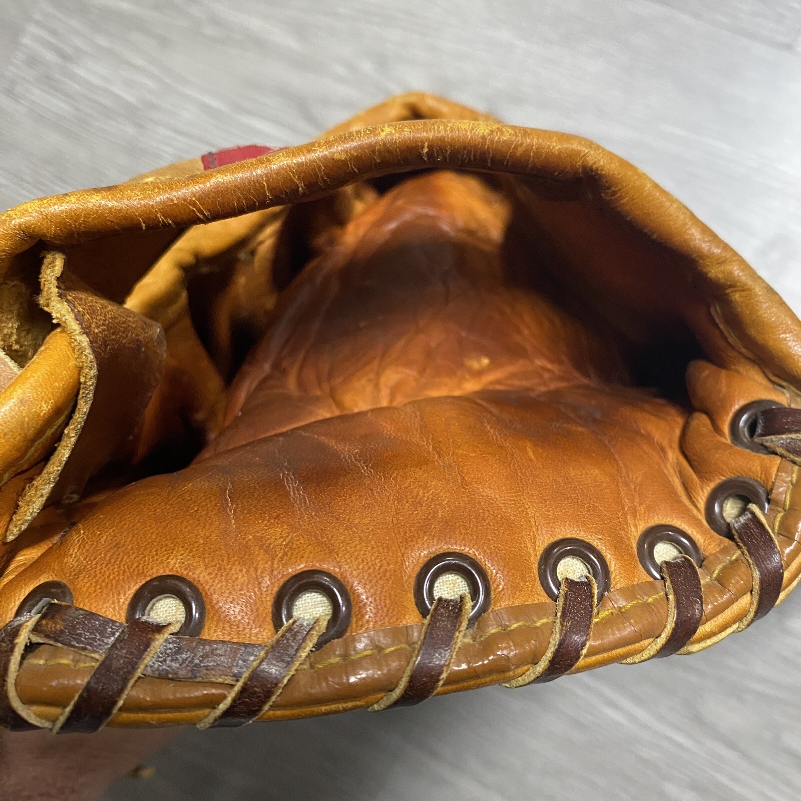 VTG 1950s Rawlings Leather Baseball Glove Mitt Lew Burdette LB20