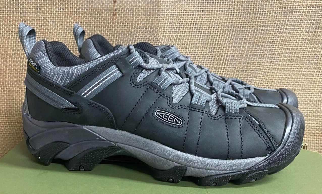 Nuovi con scatola Keen 1026583 Stivali casual da uomo Targhee ll WP M nero acciaio grigio