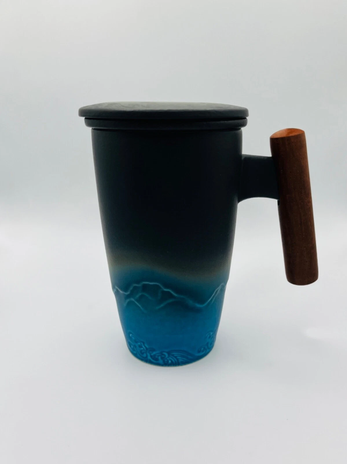 Ceramic Tea Cup With Infuser And Lid by Suyika Tomotime / Wooden Handle