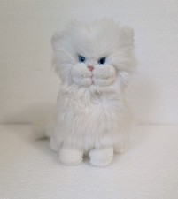 10" Sitting Plush White Furry Cat Dakin Stuffed Animal Blue Eyes 1983 Vintage