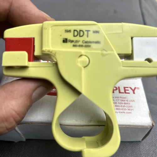 RIPLEY CABLEMATIC DOUBLE DÉBROUSSAILLEUSE MODÈLE DDT596 MINI - Photo 2/7