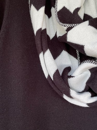 WOMEN'S BLACK SWEATER DRESS WITH SCARF SIZE MEDIUM ITEM #848 - Picture 2 of 6