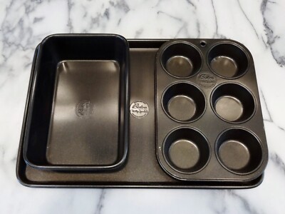 Lot 3 WOLFGANG PUCK BISTRO COLLECTION Nonstick Muffin Tin Loaf Pan Baking Sheet