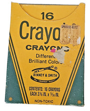 Binney and Smith Vintage CRAYOLA CRAYONS 16 Old Box Design 16 ct each VTG