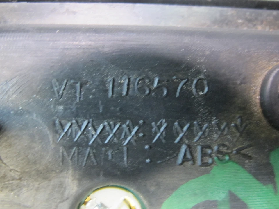 03-06 CHEVROLET SSR A/T CENTER CONSOLE SHIFTER TRIM W SWITCH MODULE OEM - Image 3 of 4