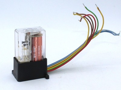Arnold N 7452 (3) Impuls Relais 8-18V 2,5A ohne OVP Spur N/1:160