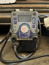 Iwaki EWN-B11VCUR Diaphragm Metering Pump, 0.6 GPH Max, 150 PSI Max
