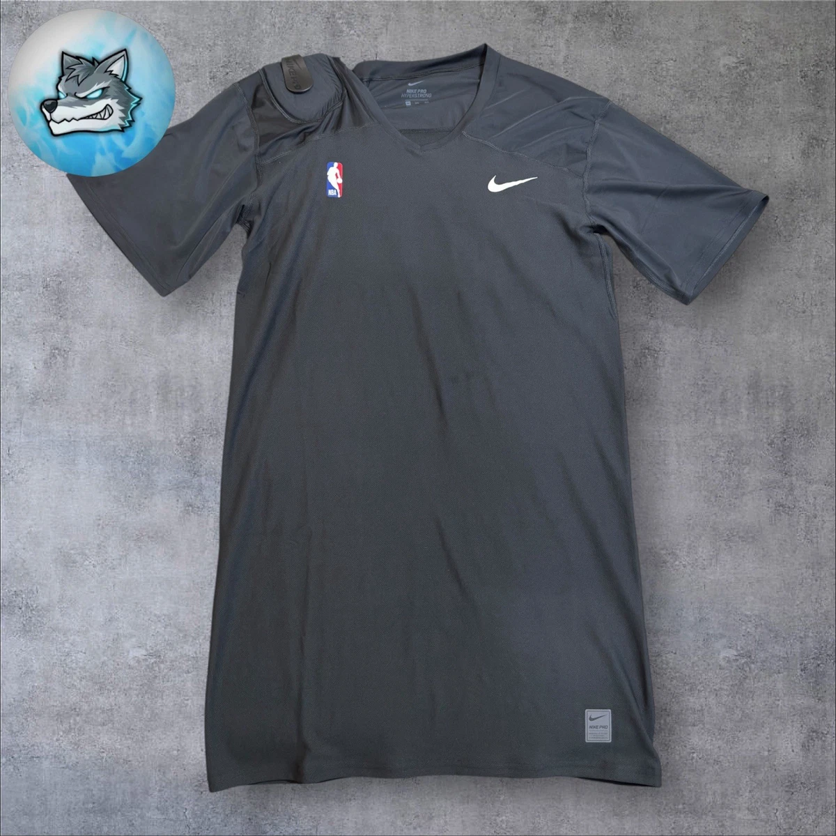 25+ Nike Basketball Firm Activewear Tops for Men for sale