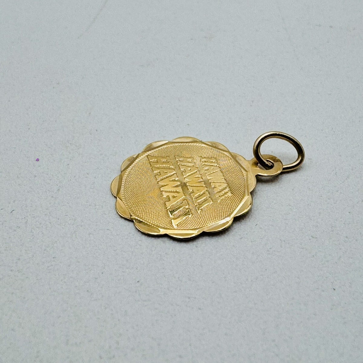 Vintage 14k Yellow Gold Hawaii Charm Pendant 0.4 Grams By CREA RARE View 5