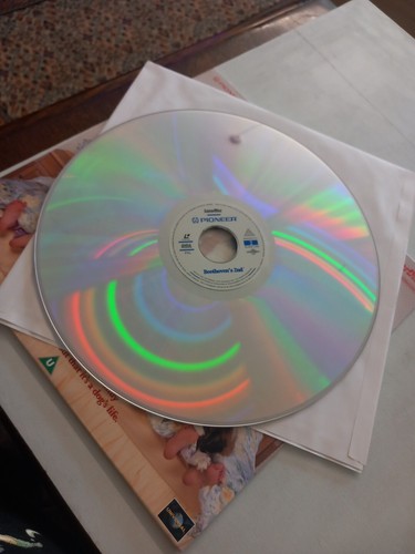 Beethoven's 2nd Laserdisc Widescreen Edition - Picture 5 of 5