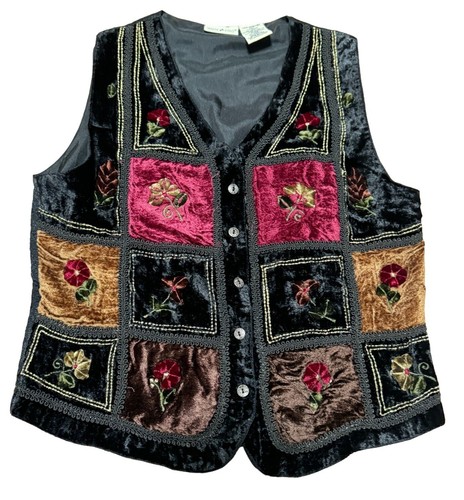 BLACK VELVET EMBROIDERED VEST SZ MEDIUM FLORALS HOLIDAY FALL WINTER WOMENS
