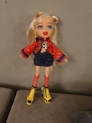 Bratz Puppe Cloe Study Abroad Travel Collection 