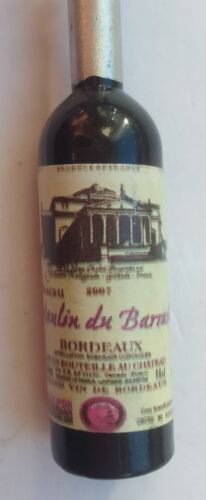 Vintage old keyring Key Plastic Bottle Red Wine Moulin Du Barrail Bordeaux Frenc - Picture 1 of 5