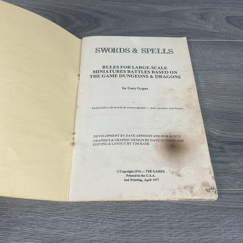 Dungeons & Dragons Swords & Spells Fantastic Miniature Rules (1976) - Picture 3 of 9