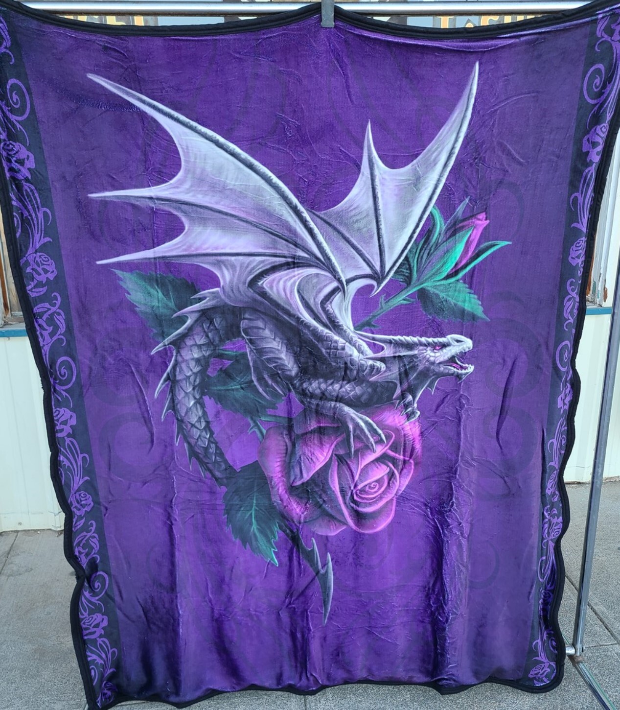 Picture 1 of 3