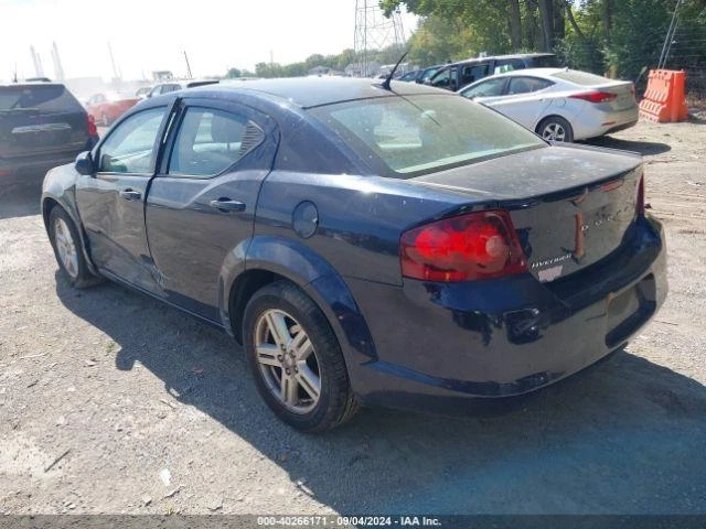 Conjunto de luz trasera derecha usado se adapta a: Dodge Avenger 2013 grado derecho A Foto 4 de 4