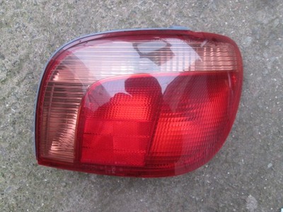 2001 TOYOTA YARIS 1.5 TS T SPORT 3DR NCP13 DRIVERS RIGHT REAR LIGHT COMPLETE