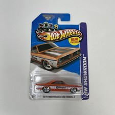 Hot Wheels ‘68 Plymouth Barracuda Formula S Orange 2013 HW Showroom Mopar 