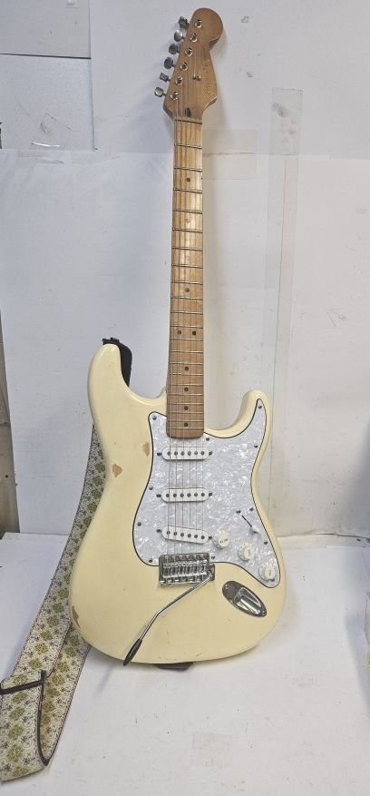 ギター Fender Stratocaster Vintage Relic R141707.jpg?v=1731085898