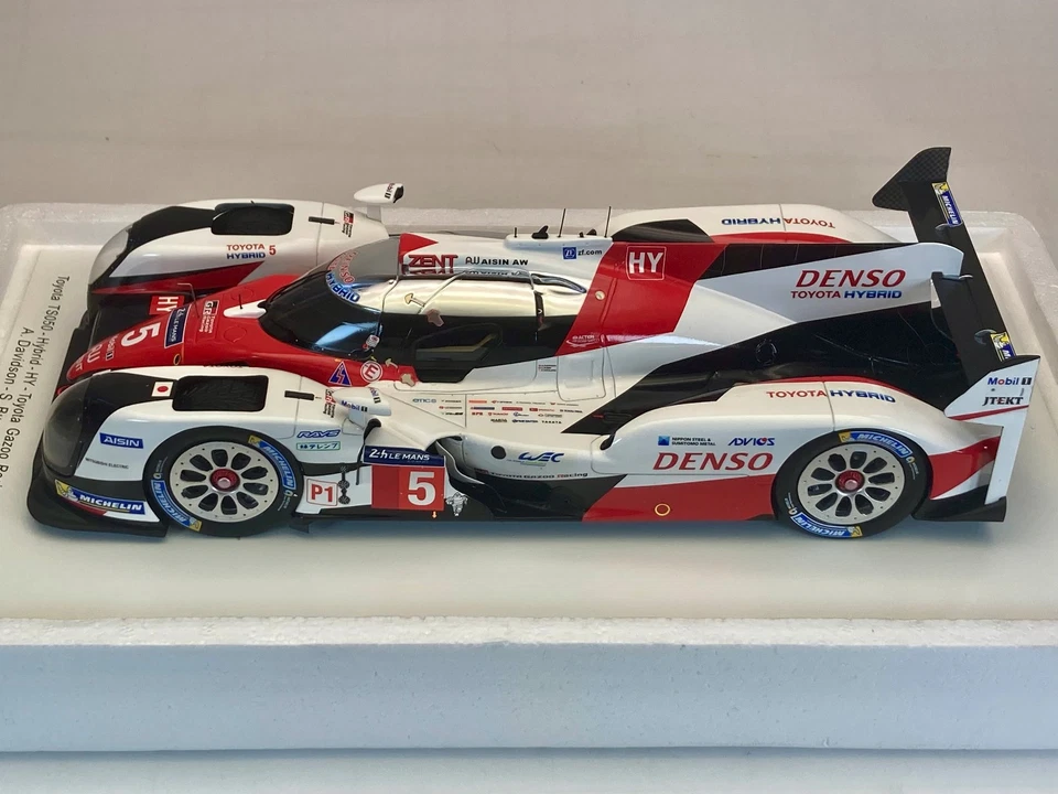 1:18 Spark Toyota TS050 Hybrid HY #5 Gazoo Le Mans 24 Hours 2016 Davidson 18S264 - Image 2 of 4