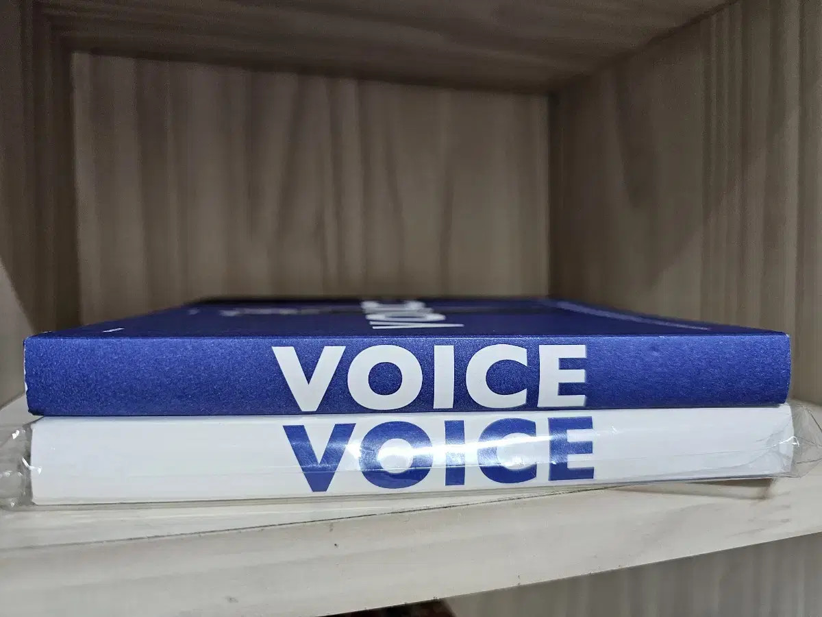 SHINee ONEW ソロアルバム VOICE 青ver Onew of SHINee Releases