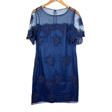 ADRIANNA PAPELL Wide Sleeve Border Lace Soft Dress Size 6 Short Sleeve Navy NWT