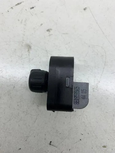 AUDI A4 8EC, B7 Spiegeleinstellschalter 8E0959565 2.70 Diesel 132kw 23941980