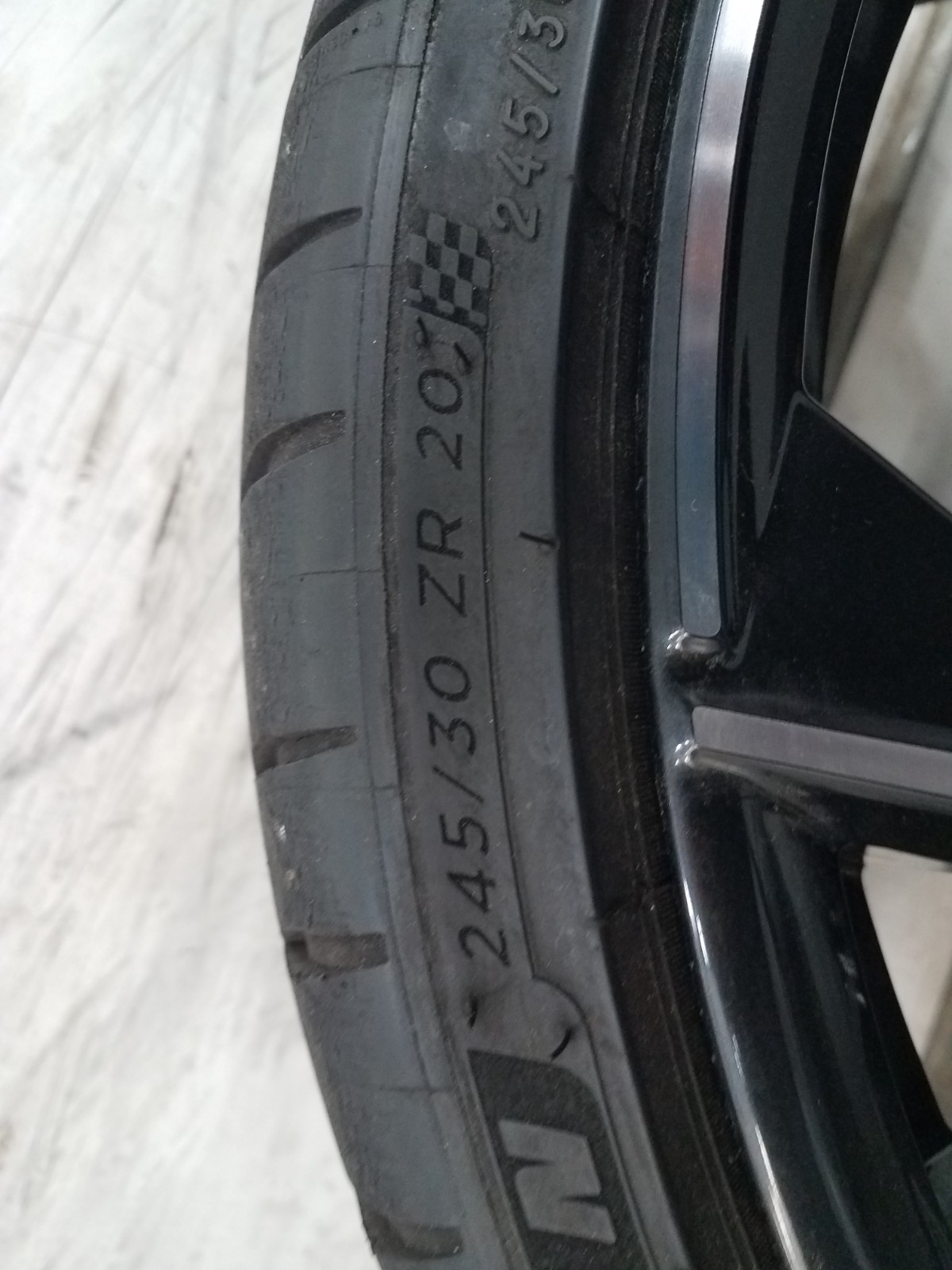 2021 Audi R8 Audi Sport Wheel / Tire Set #4216 N2