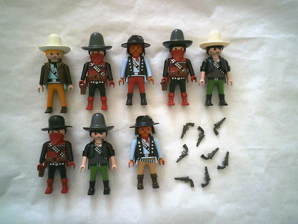 LOT DE PLAYMOBIL  * 8 COW BOYS AVEC ARME * - Photo 1/1
