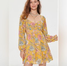 Forever 21 Floral Cut Out Dress Size Medium