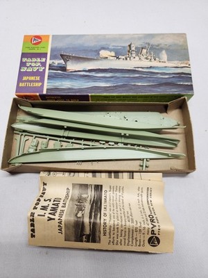 Pyro Table Top Navy Japanese Battleship IMS Yamato Model Kit C386-60