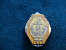 BUTLINS CLACTON 1956 Holiday Camp GALLEON SHIP yellow & orange enamel pin badge