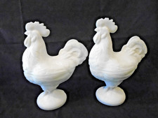 Pair ( 2 ) Westmoreland ? White Milk Glass Rooster on Nest