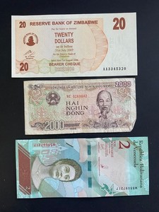 World Banknotes Lot Zimbabwe 20 Dollars Vietnam 2000 Dong Venezuela 2