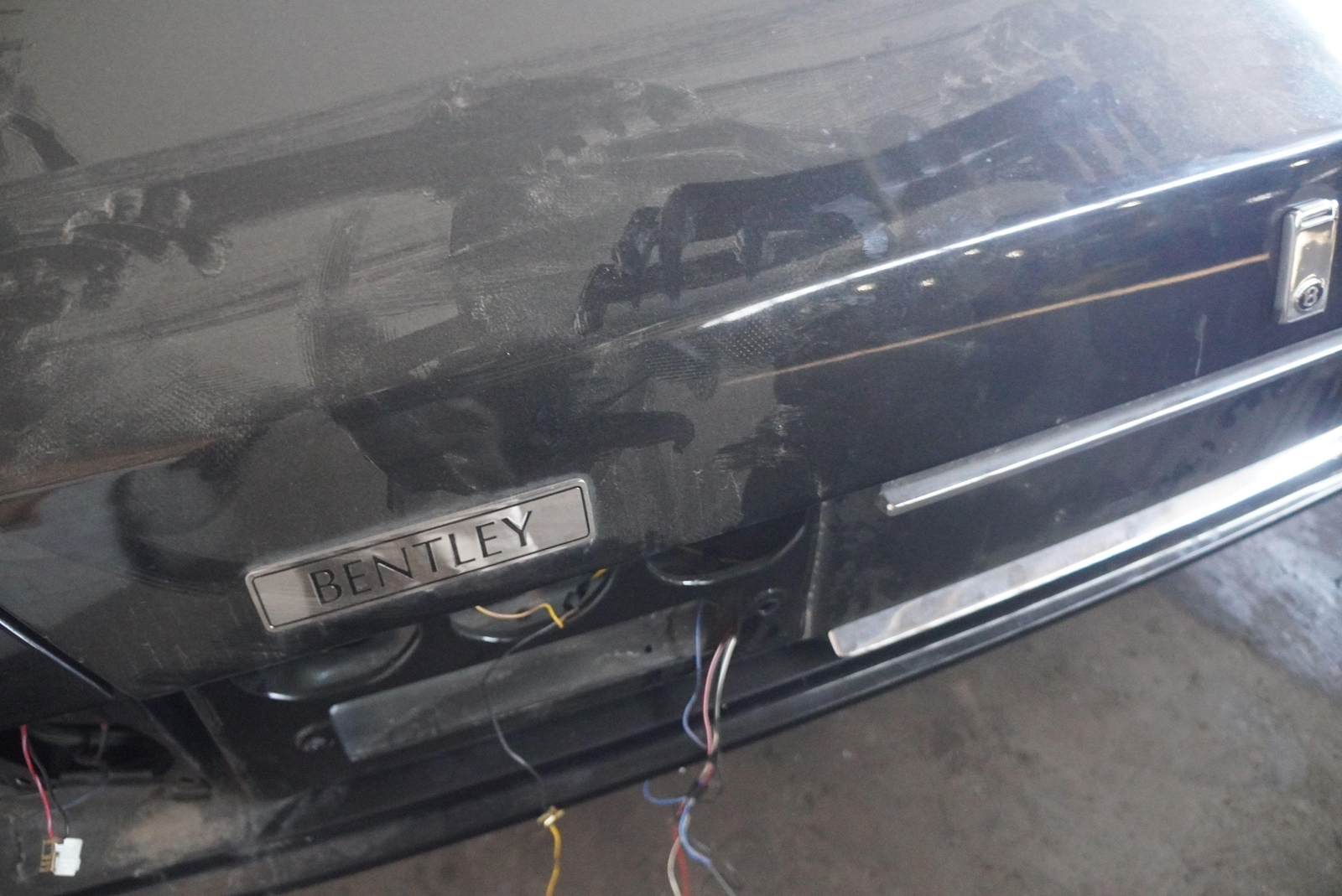 Rear Trunk Deck Lid Boot Black OEM Bentley Mulsanne S 1988
