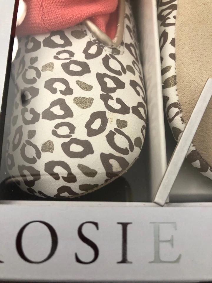 Rosie Pope Playful Leopard Crib Shoes  6-9  Months      65d - Image 4 of 4
