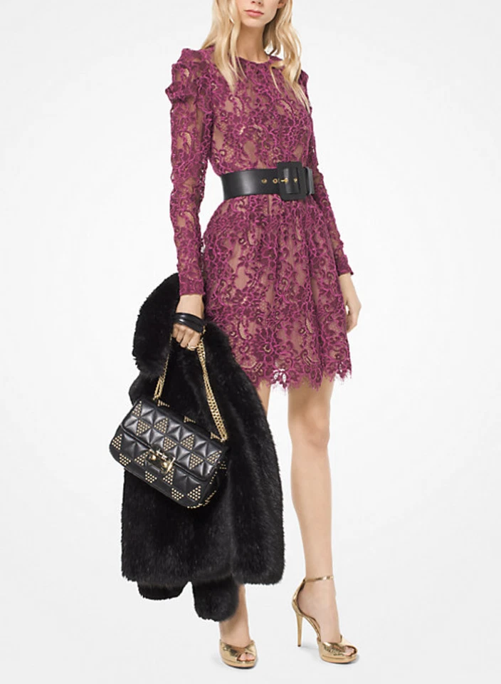 Vestido de festa Michael Kors com cordão recortado floral renda tamanho 2 manga folhada rosa - Imagem 2 de 4