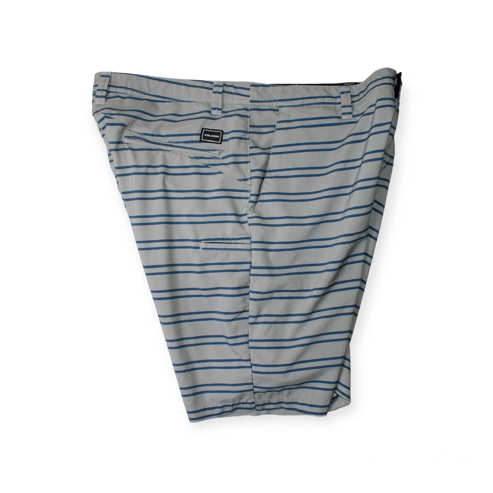 Volcom Shorts Mens Size 38 Gray Blue Stripes Surfer Zip Fly Pockets Beach Board - Image 4 of 4