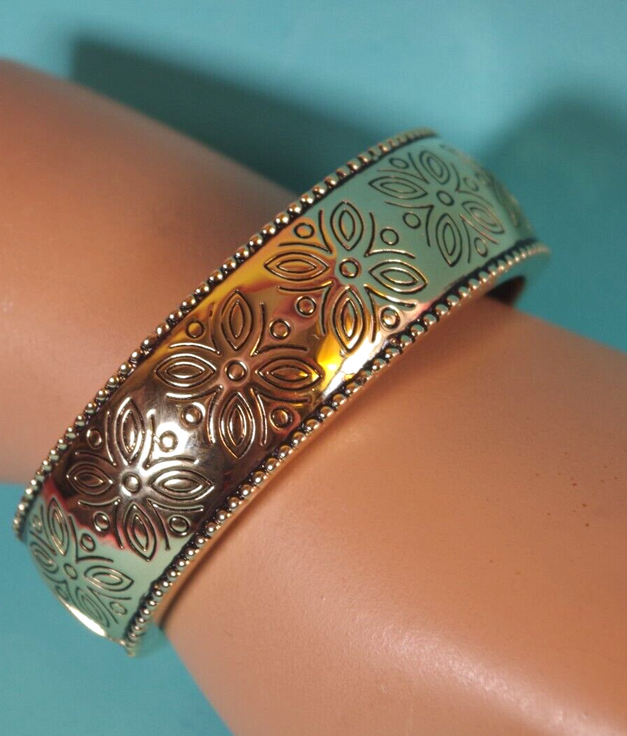 Vintage Hinged Bangle Bracelet Safety Chain Gold Tone… Gem