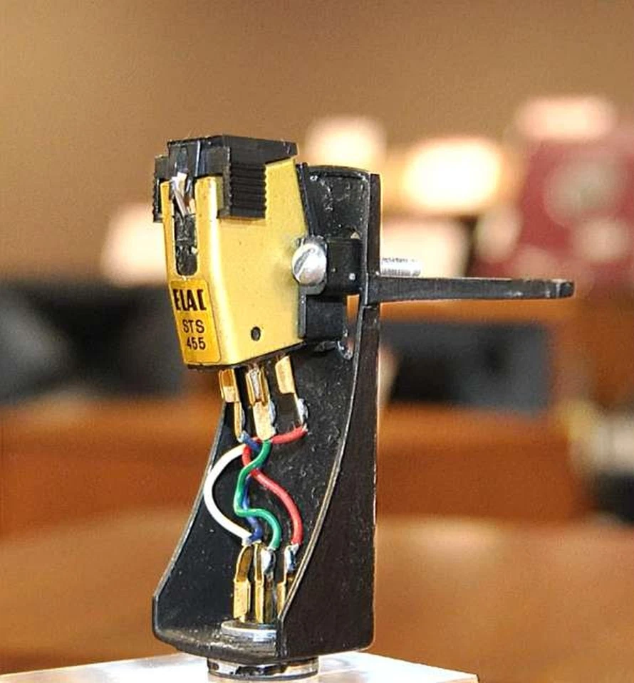 Cartucho fono Denon STS455 MM cuerpo dorado con cabezal Denon usado Foto 3 de 4