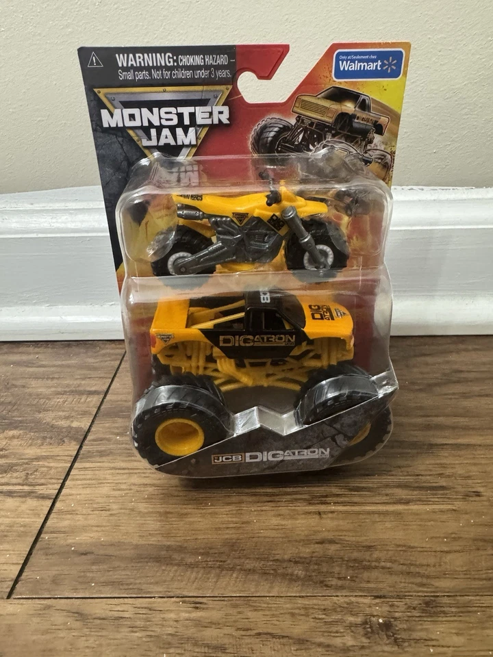 Monster Jam JCB DIGATRON Monster Truck Bundle With Plush - Image 3 of 4