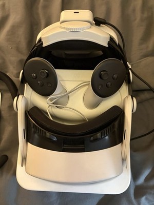 Meta Quest 3S 128GB VR Bundle Battery Strap 