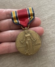 Vintage WW2 1941-1945 WORLD WAR II US United States of America MEDAL Freedom