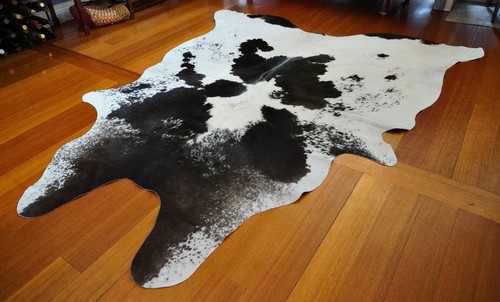 Grey and White - A Beautiful Balance - A Premium Cowhide Rug - Picture 3 of 10