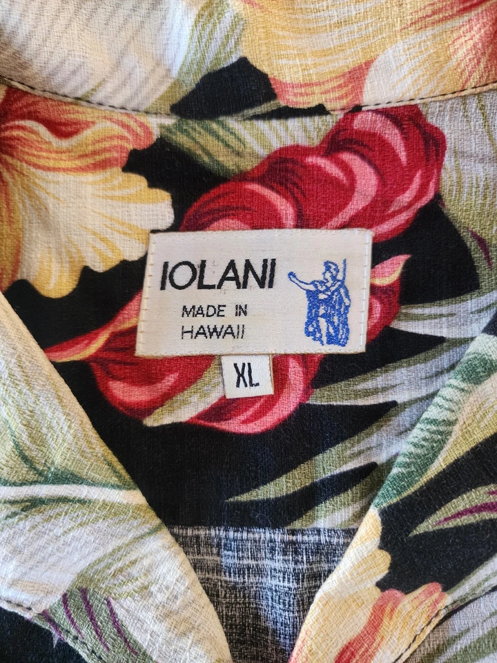 Iolani Hawaiian Shirt Men's Size XL Colorful Tropical Floral Aloha Button Front - Image 4 of 4