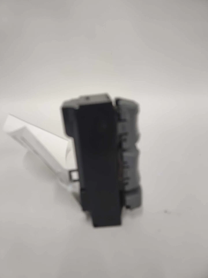 Chevrolet Suburban 1500 1997 interruptor principal de ventana eléctrica J12M9600 Foto 3 de 4