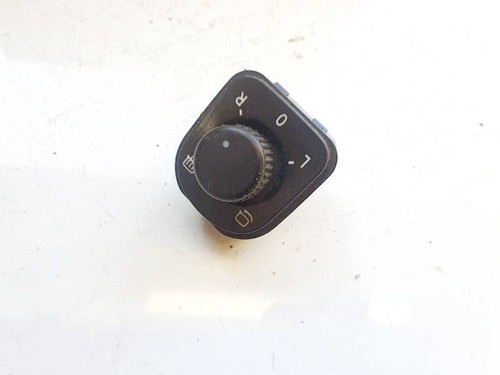 Skoda Superb 2011 Wing mirror control switch (Exterior Mirror Swit #2029740-76